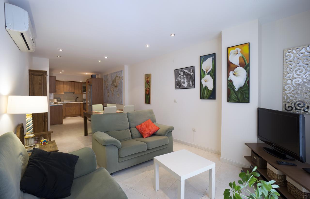 Apartmán Plaza De Las Flores Màlaga Exteriér fotografie